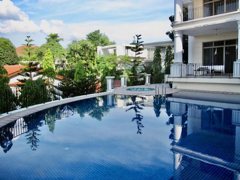 Prop-GPT: Bungalow: D10  4 Bukit Sedap Road