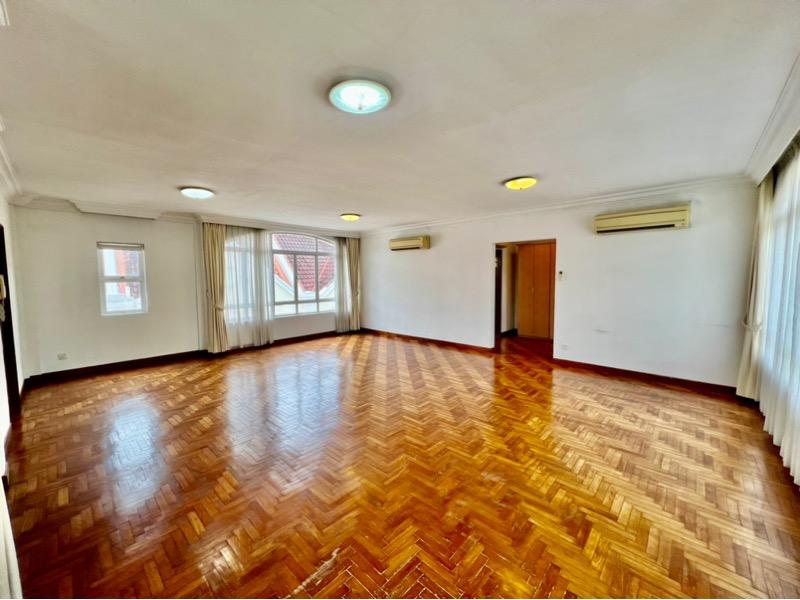 Prop-GPT: Semi-Detached: D21  Teck Hiang Gardens