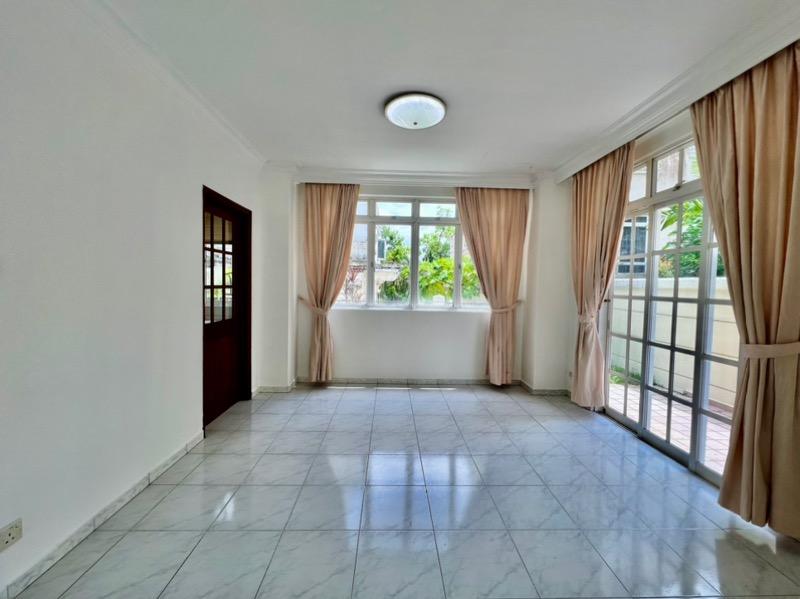 Semi-Detached for Rent: D21