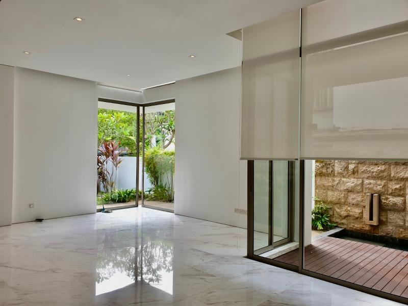 Prop-GPT: Semi-Detached: D21  The Mondrian
