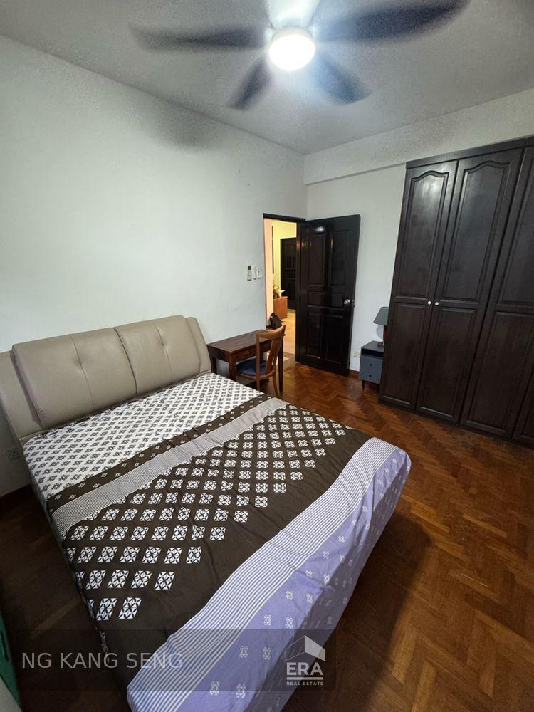 Condominium for Rent: 