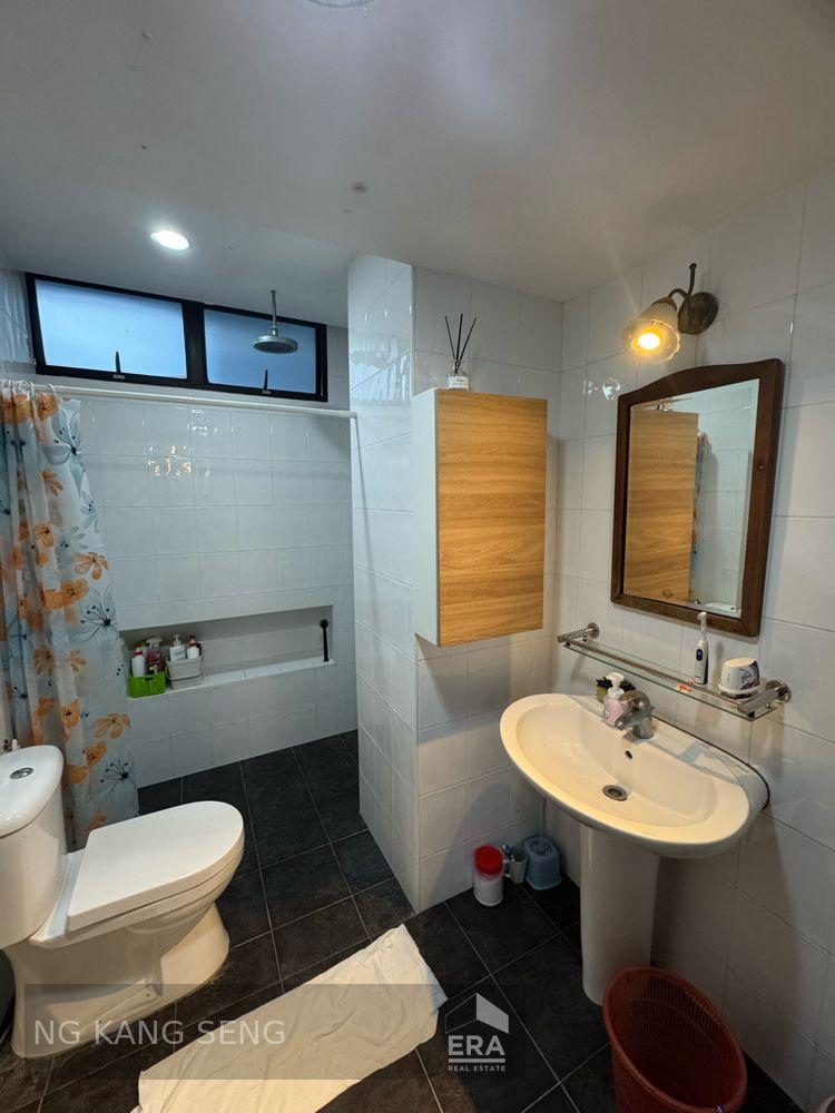Condominium for Rent: 