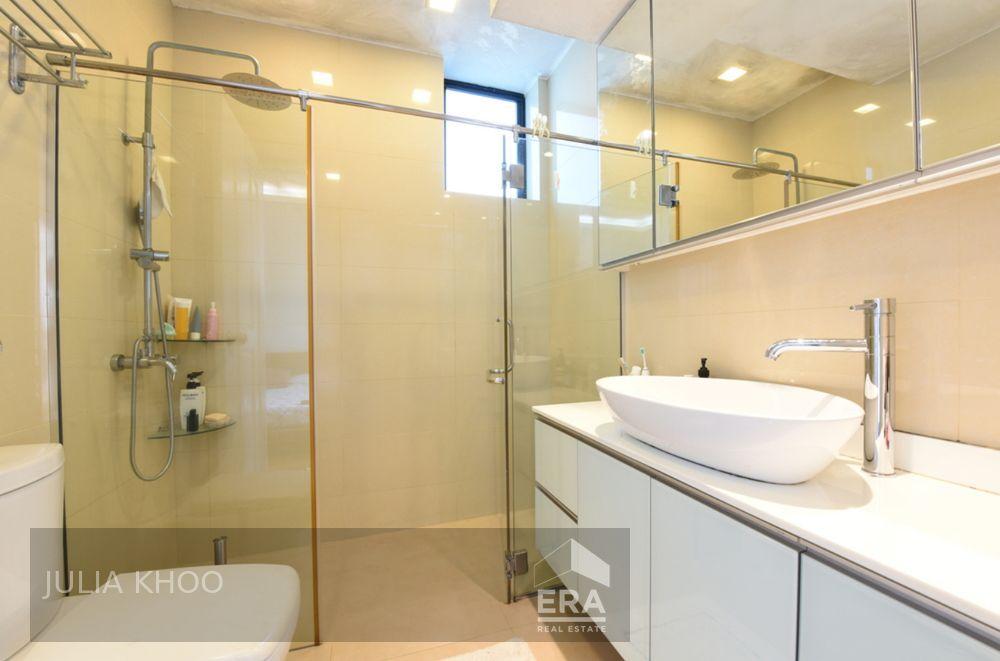 Condominium for Rent: 