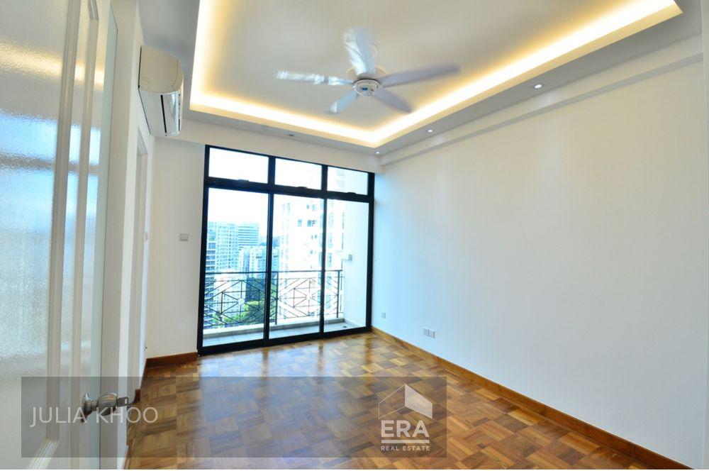 Condominium for Rent: 