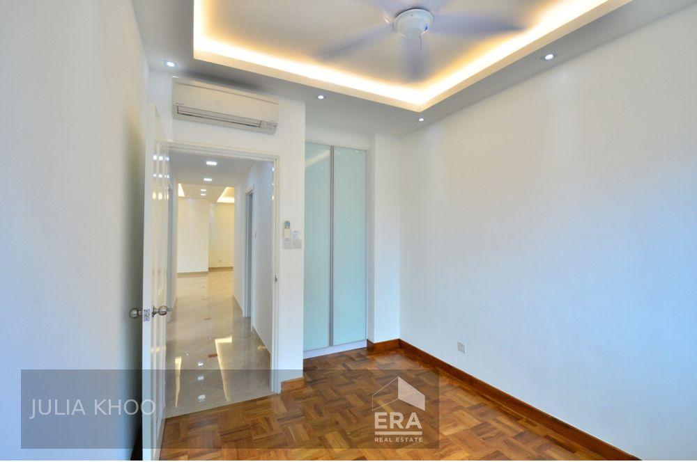 Condominium for Rent: 