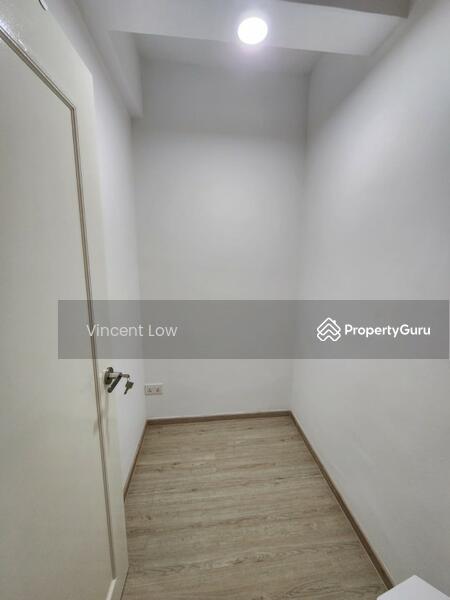 Condominium for Rent, Azalea Park Condo, SGD 4,000 | 999-year lease