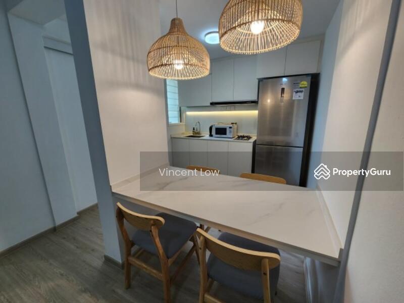 Condominium for Rent, Azalea Park Condo, SGD 4,000 | 999-year lease