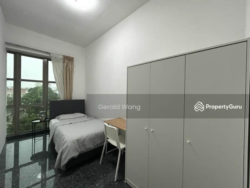 Prop-GPT: Condominium: D16  Landbay Condo