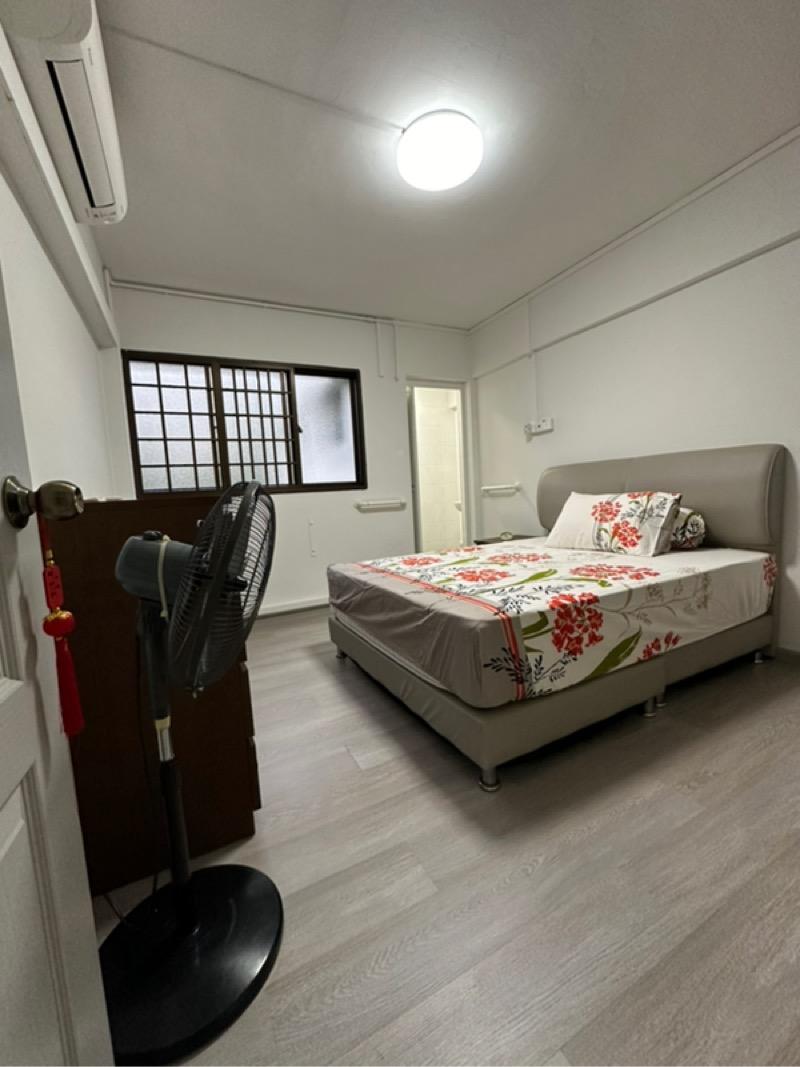 Prop-GPT: HDB Apartment: D22  406 Pandan Gardens