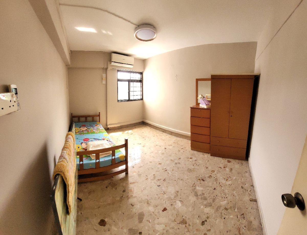 Prop-GPT: HDB Apartment: D03 Tiong Bahru 148 Silat Avenue
