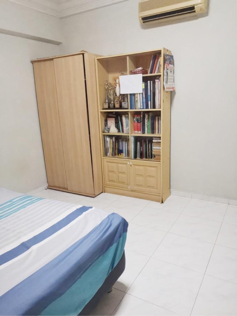 Prop-GPT: HDB Apartment: D18  421 Tampines Street 41