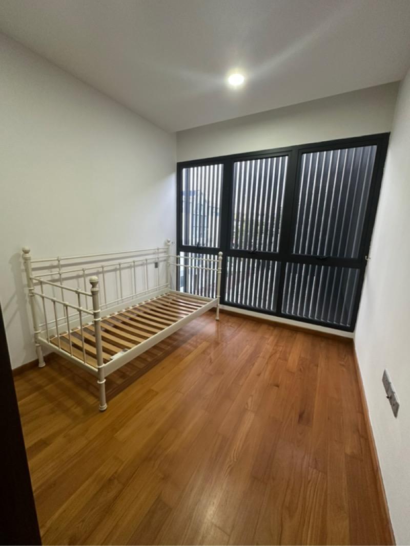 Terrace for Rent: D19