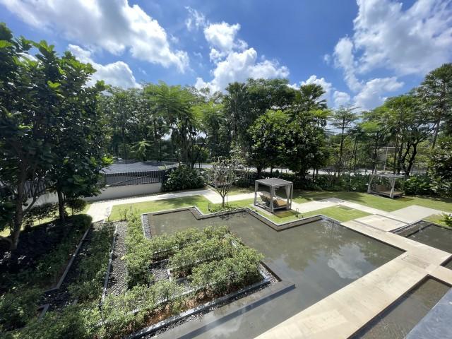 Condominium for Rent, Lake Grande Condominium For Rent, $3,900, 2 Bed 1 Bath 624 sqft $6.25 psf, SGD 3,900 | 99-year Leasehold