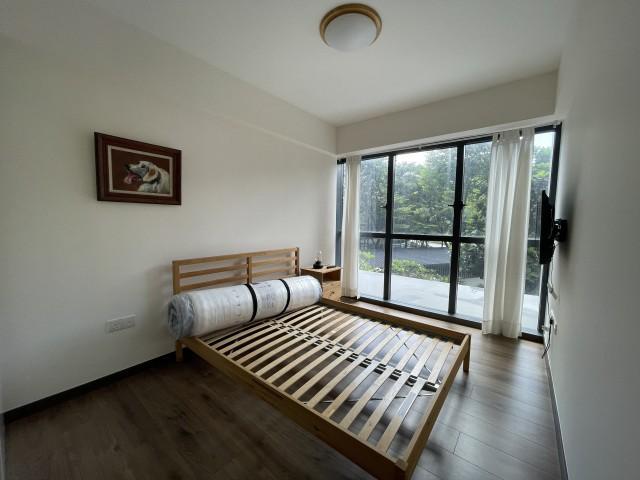 Condominium for Rent, Lake Grande Condominium For Rent, $3,900, 2 Bed 1 Bath 624 sqft $6.25 psf, SGD 3,900 | 99-year Leasehold