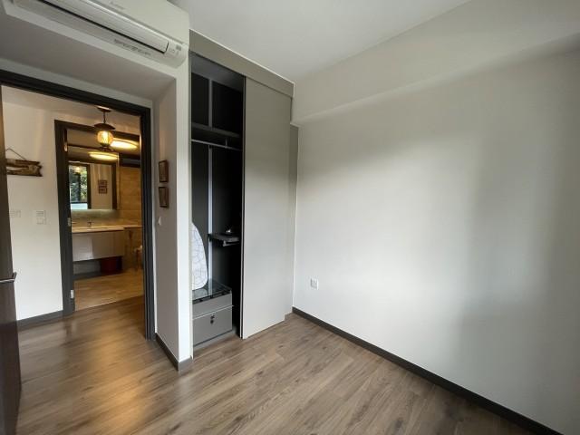 Condominium for Rent, Lake Grande Condominium For Rent, $3,900, 2 Bed 1 Bath 624 sqft $6.25 psf, SGD 3,900 | 99-year Leasehold