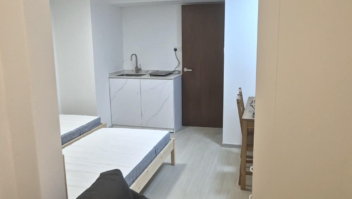 Prop-GPT: Condominium: D19  Evergreen Park