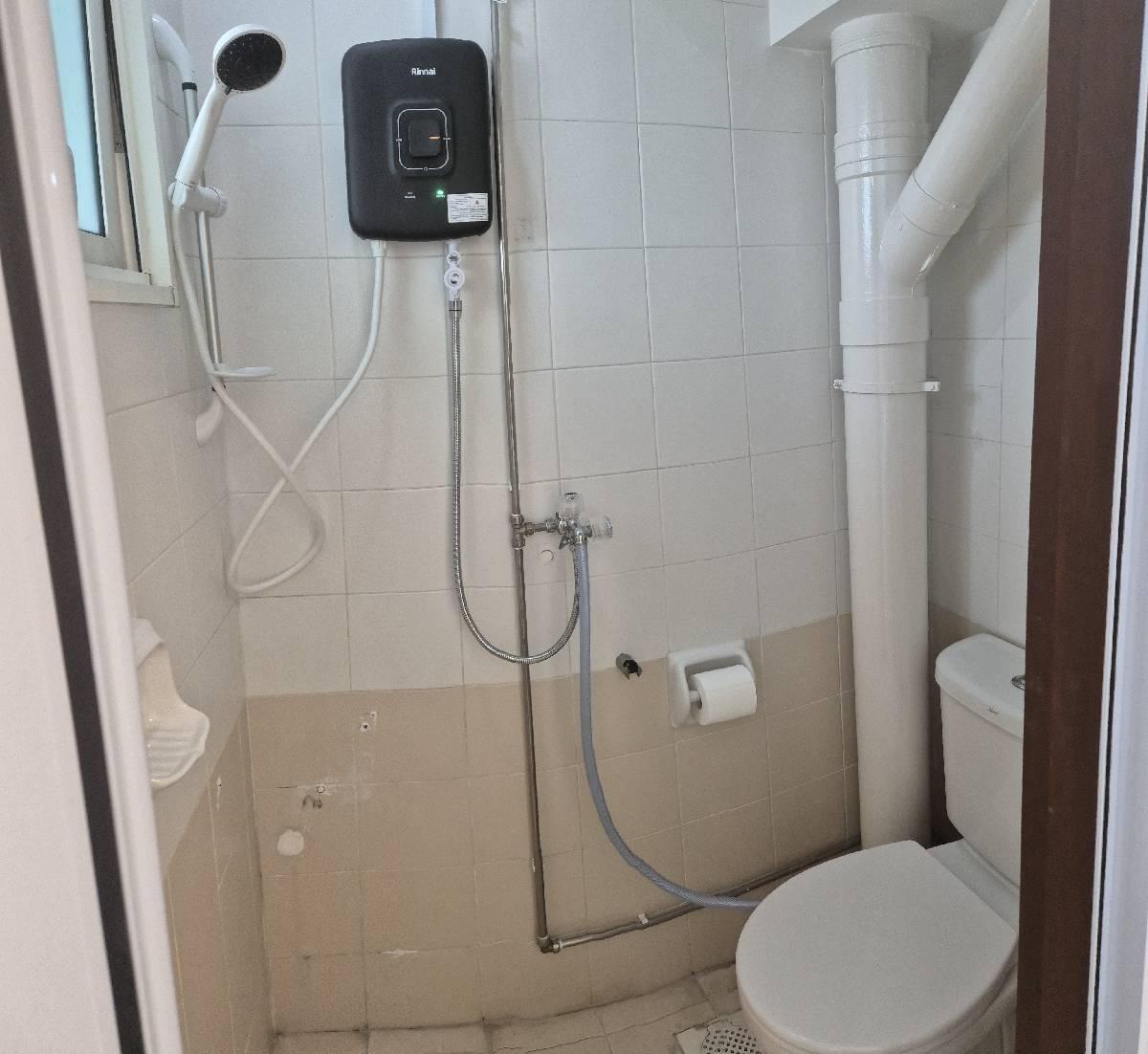 Condominium for Rent, Evergreen Park Condominium For Rent, $2,0001 Bath 300 sqft $6.67 psf, SGD 2,000 | 99-year Leasehold