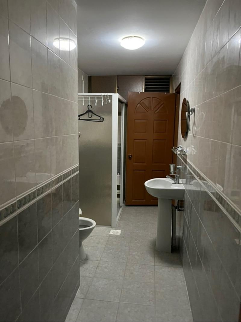 Condominium for Rent, Elizabeth Tower Condominium Room Rental, $2,100, 1 Bed 1 Bath 250 sqft $8.40 psf, SGD 2,100