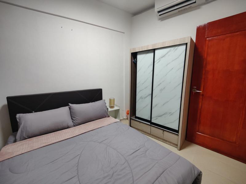 Condominium for Rent, The Clearwater Condominium Room Rental, $1,049, 1 Bed 1 Bath 150 sqft $6.99 psf, SGD 1,049