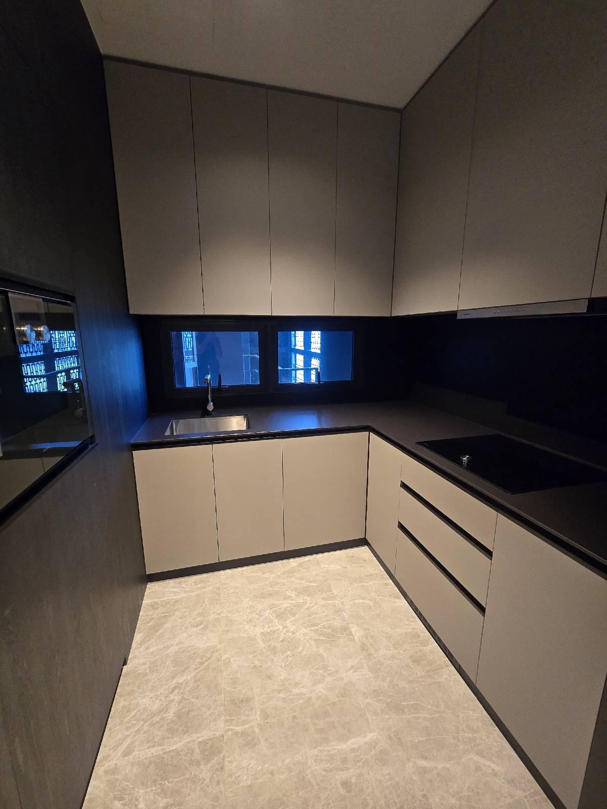 Prop-GPT: Condominium: D09  3 Cuscaden