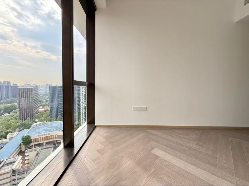 Prop-GPT: Condominium: D09 Cairnhill Klimt Cairnhill