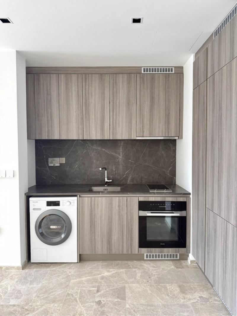 Condominium for Rent, Klimt Cairnhill Condominium For Rent, $8,500, 2 Bed 2 Bath 829 sqft $10.25 psf, SGD 8,500 | Freehold