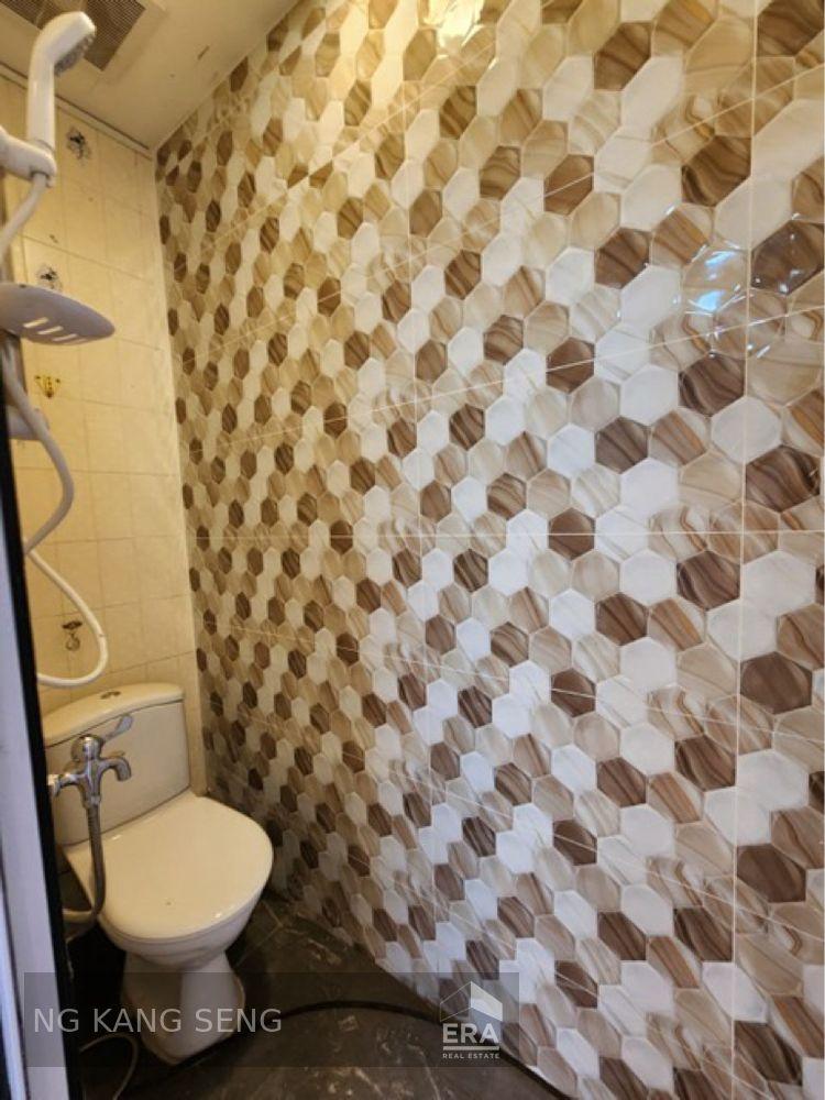 Condominium for Rent: 