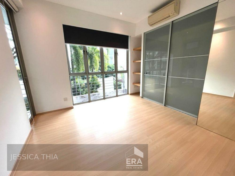 Condominium for Rent: 