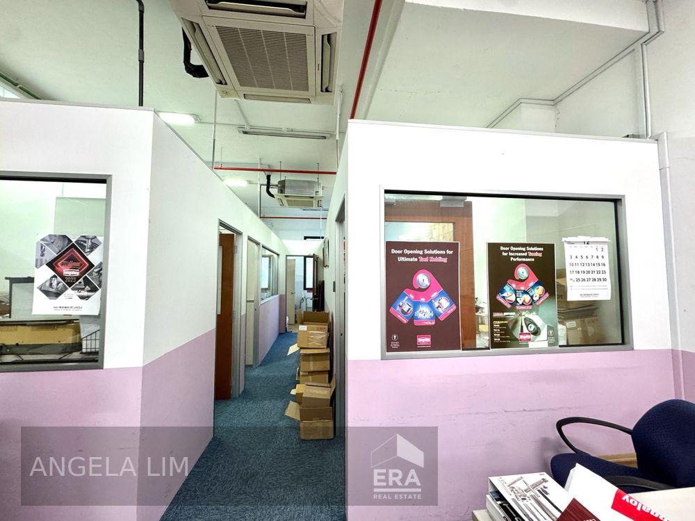 Prop-GPT: Office:   Ubi Road 1 Oxley Bizhub 2 For Rent