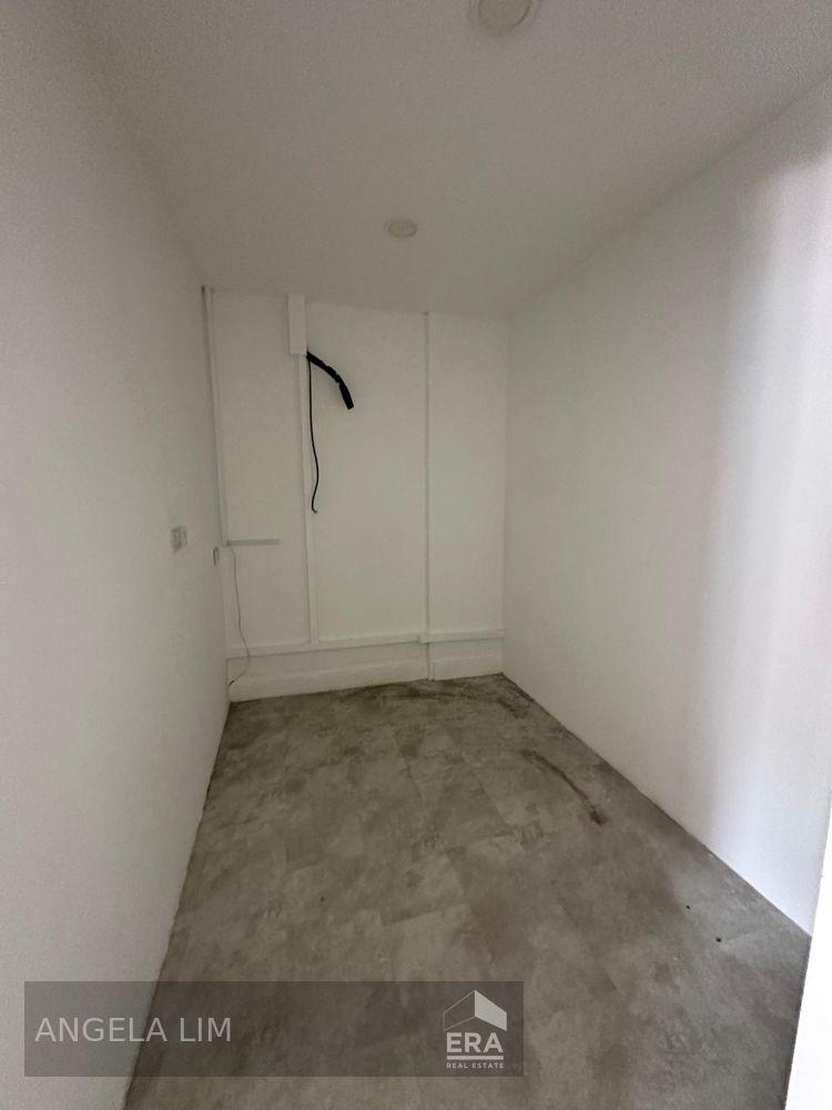 HDB - 3 room for Rent, Ang Mo Kio Avenue 6 728 Ang Mo Kio Avenue 6, SGD 14,000 | Leasehold