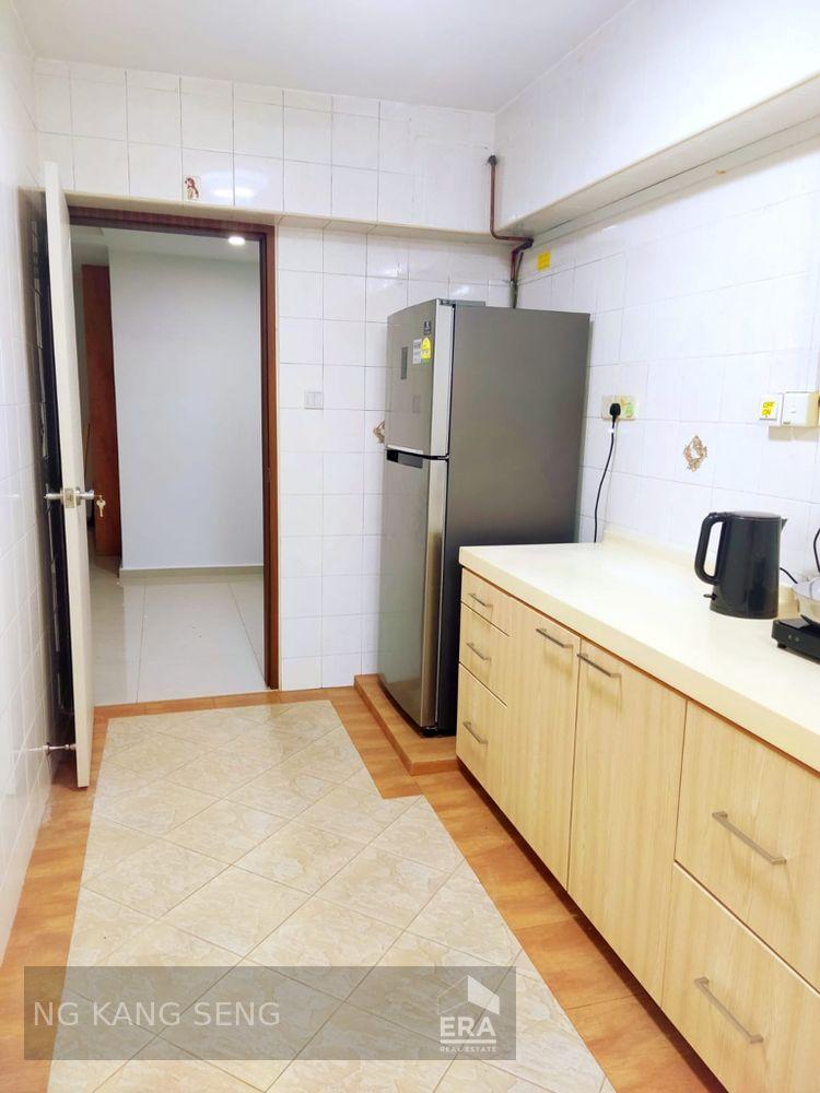 HDB - 2 room for Rent: 