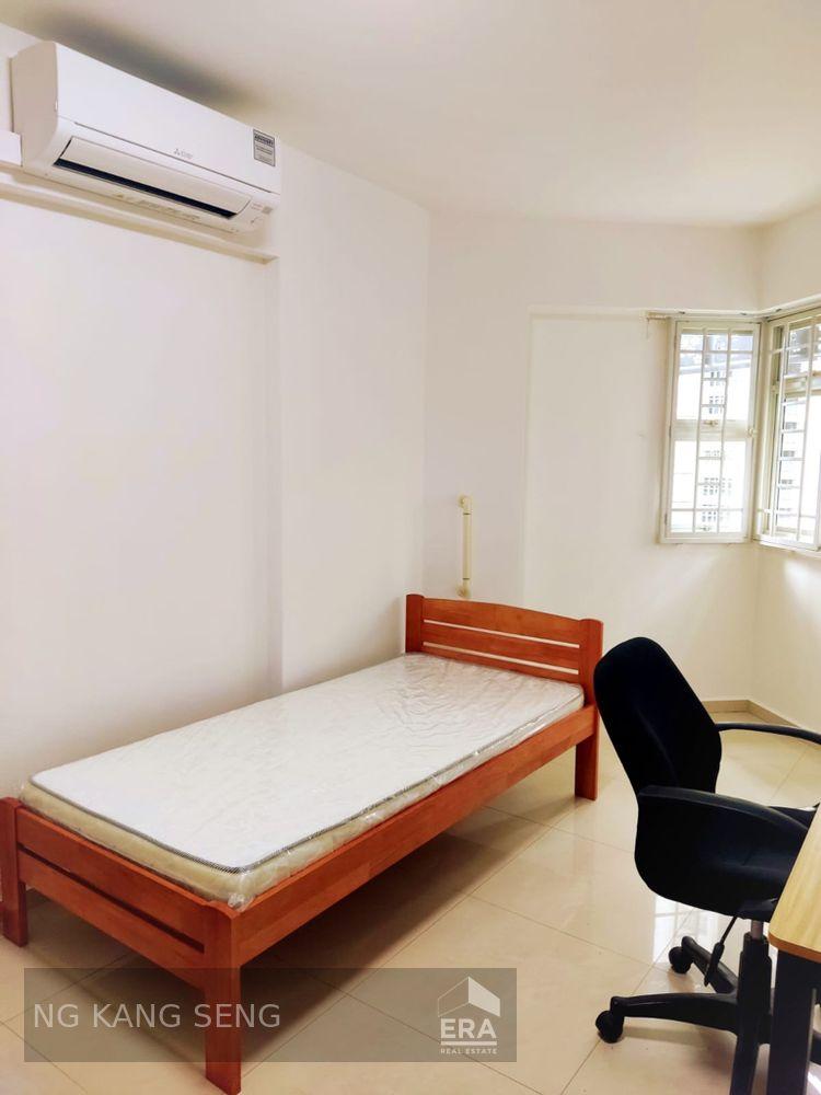 HDB - 2 room for Rent: 