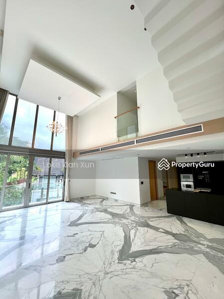 Prop-GPT: Condominium: D10  White House Residence