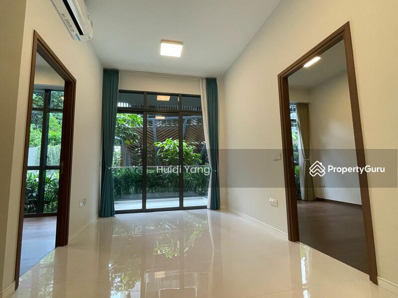 Prop-GPT: Condominium: D23 Hillview Phoenix Residences