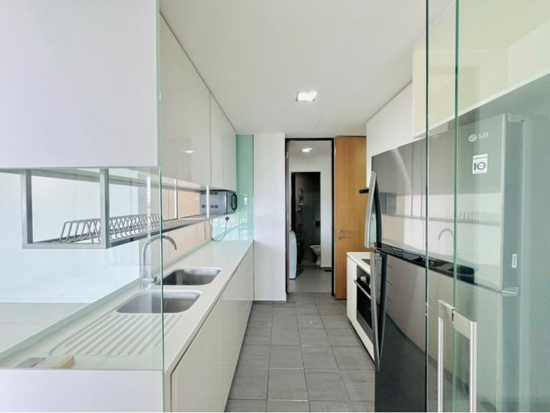 Apartment for Rent, Newton Suites Apartment For Rent, $6,800, 3 Bed 3 Bath 1,238 sqft $5.49 psf, SGD 6,800 | Freehold