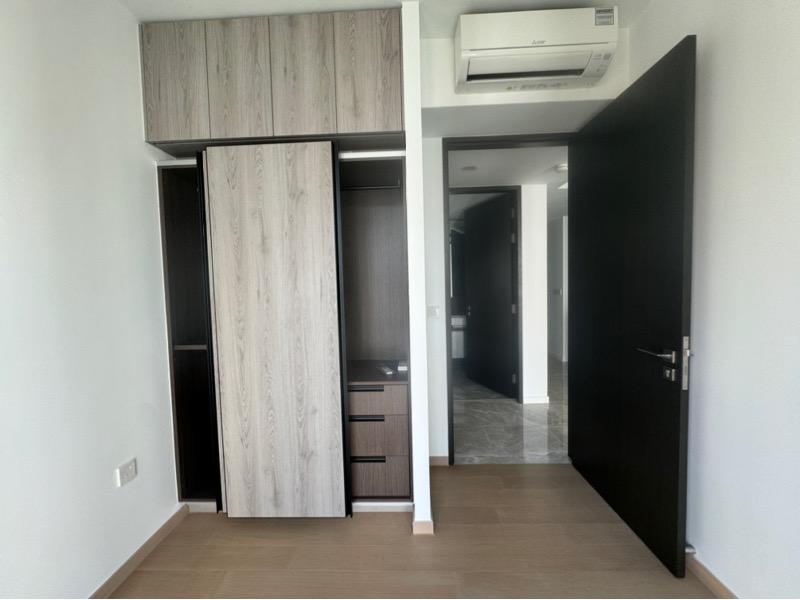 Apartment for Rent, Irwell Hill Residences Apartment For Rent, $4,900, 2 Bed 1 Bath 614 sqft $7.98 psf, SGD 4,900 | 99-year Leasehold