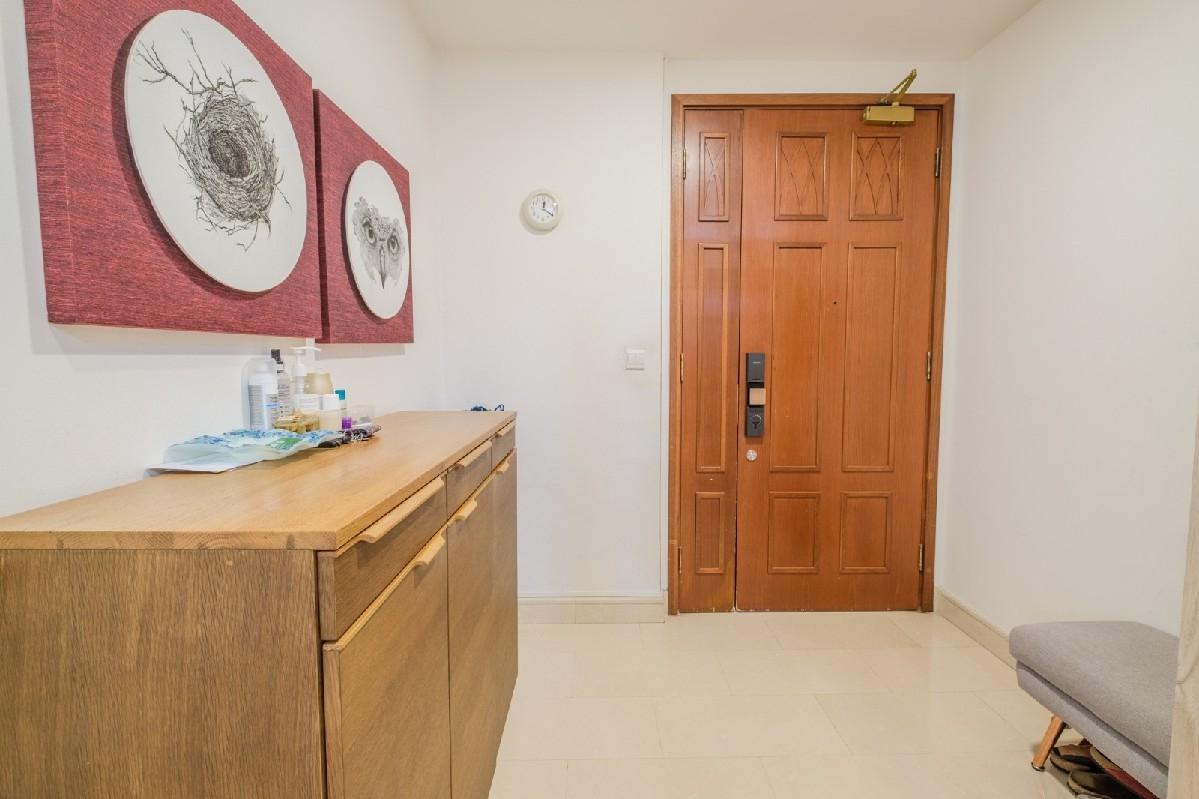 Condominium for Rent, Duchess Crest Condominium For Rent, $9,000, 4 Bed 3 Bath 1,882 sqft $4.78 psf, SGD 9,000 | 99-year Leasehold