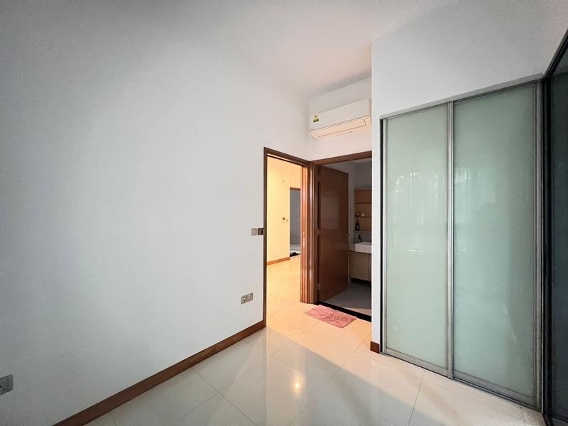 Condominium for Rent, Bella Casita Condominium For Rent, $2,750, 1 Bed 1 Bath 452 sqft $6.08 psf, SGD 2,750