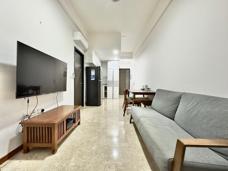Prop-GPT: Condominium: D20  Thomson V Two