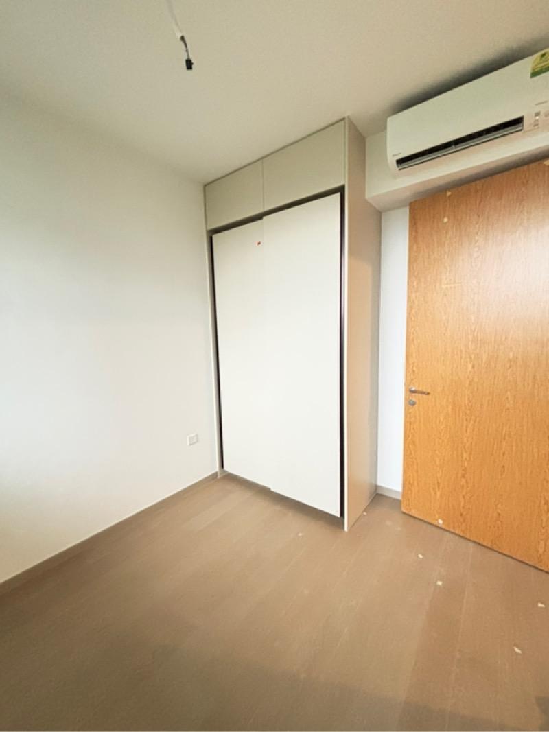 Apartment for Rent, PENROSE Apartment For Rent, $4,000, 2 Bed 1 Bath 646 sqft $6.19 psf, SGD 4,000 | 99-year Leasehold