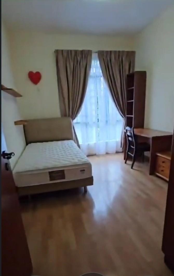 Condominium for Rent, Parc Palais Condominium For Rent, $4,900, 3 Bed 3 Bath 1,238 sqft $3.96 psf, SGD 4,900 | Freehold