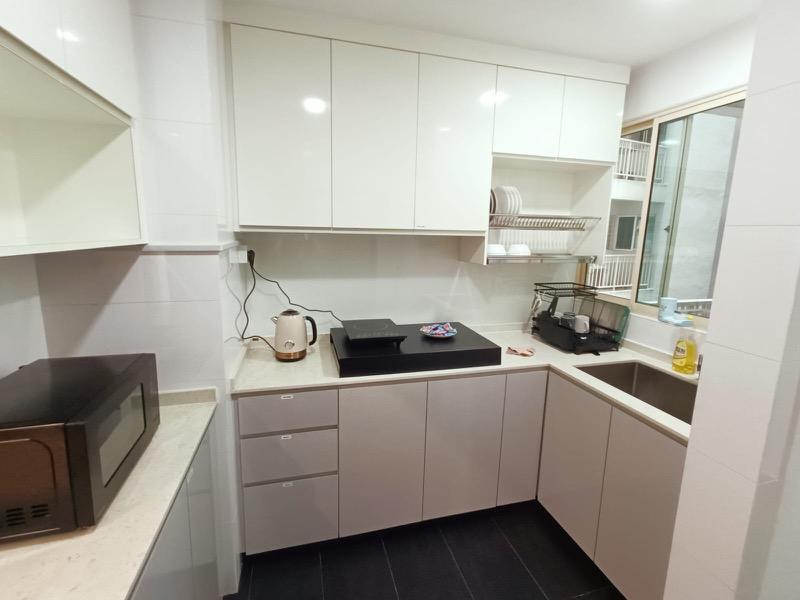 Condominium for Rent, Yishun Sapphire Condominium Room Rental, $1,300, 1 Bed 1 Bath 180 sqft $7.22 psf, SGD 1,300 | 99-year Leasehold