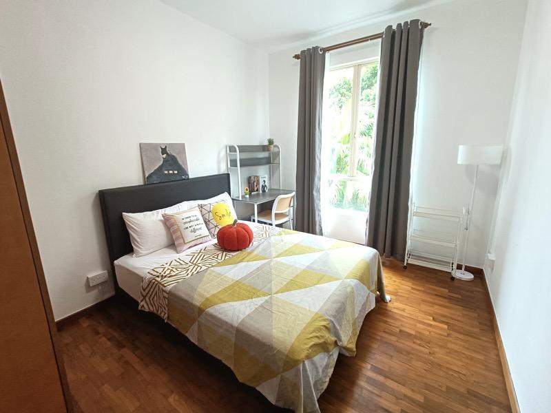 Condominium for Rent, Yishun Sapphire Condominium Room Rental, $1,300, 1 Bed 1 Bath 180 sqft $7.22 psf, SGD 1,300 | 99-year Leasehold