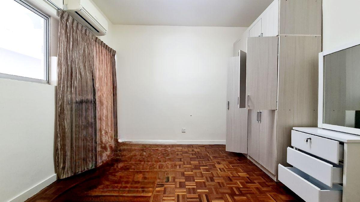 Condominium for Rent, Ridgewood Condominium Condominium For Rent, $5,590, 3 Bed 2 Bath 1,744 sqft $3.21 psf, SGD 5,590 | 999-year Leasehold