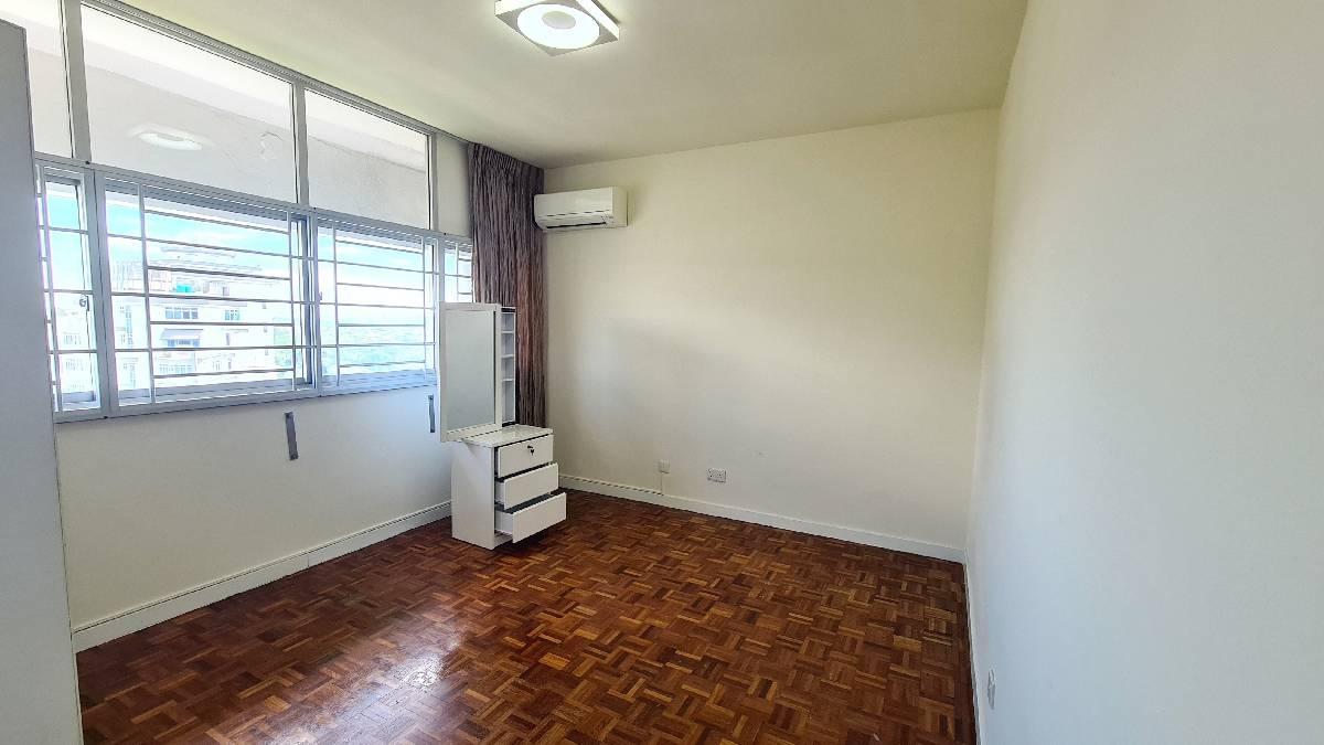 Condominium for Rent, Ridgewood Condominium Condominium For Rent, $5,590, 3 Bed 2 Bath 1,744 sqft $3.21 psf, SGD 5,590 | 999-year Leasehold