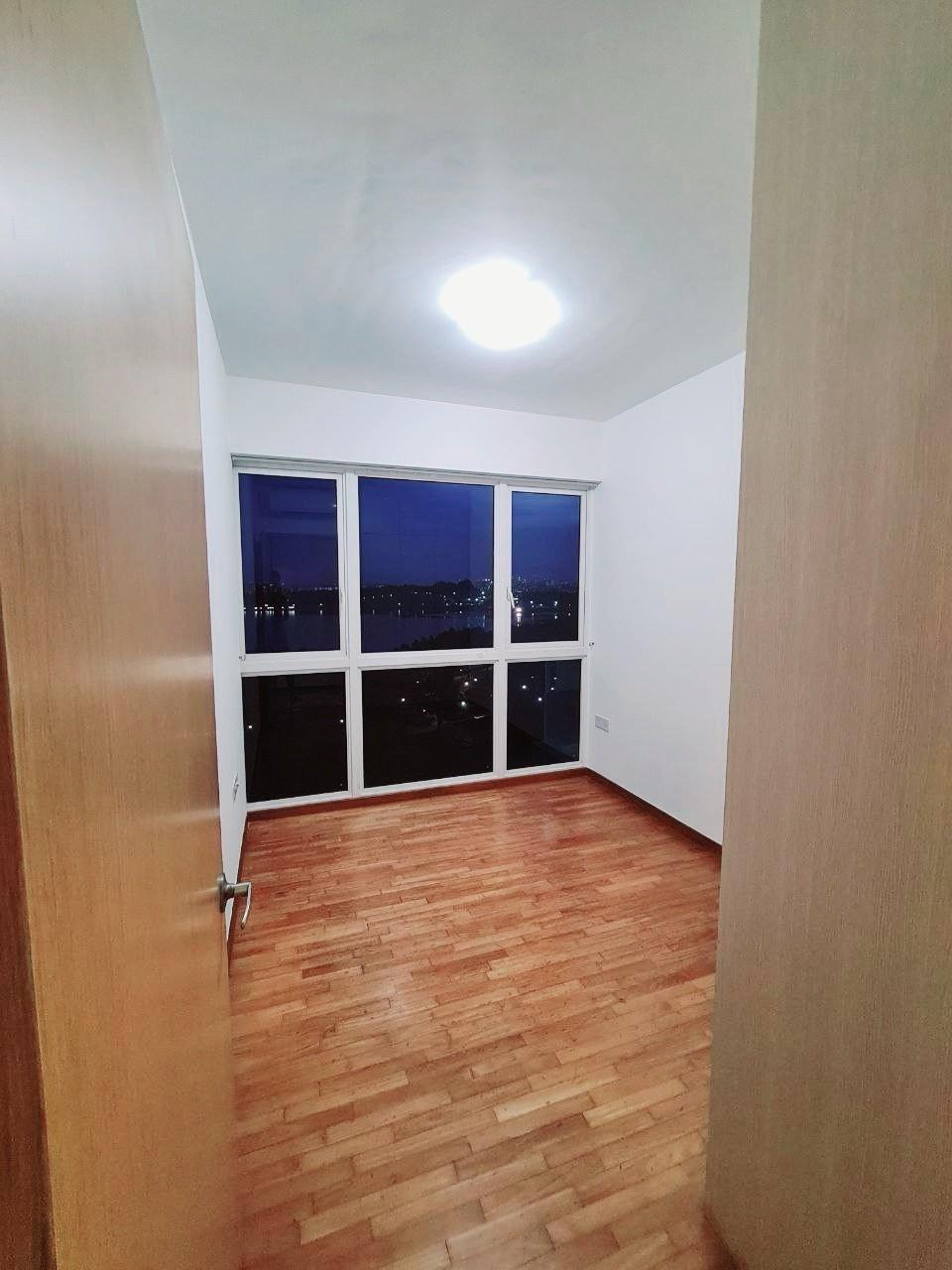 Condominium for Rent, Waterview Condominium For Rent, $5,000, 3 Bed 3 Bath 1,119 sqft $4.47 psf, SGD 5,000 | 99-year Leasehold