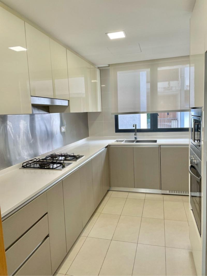 Condominium for Rent, HEDGES PARK CONDOMINIUM Condominium For Rent, $5,000, 4 Bed 3 Bath 1,345 sqft $3.72 psf, SGD 5,000 | 99-year Leasehold