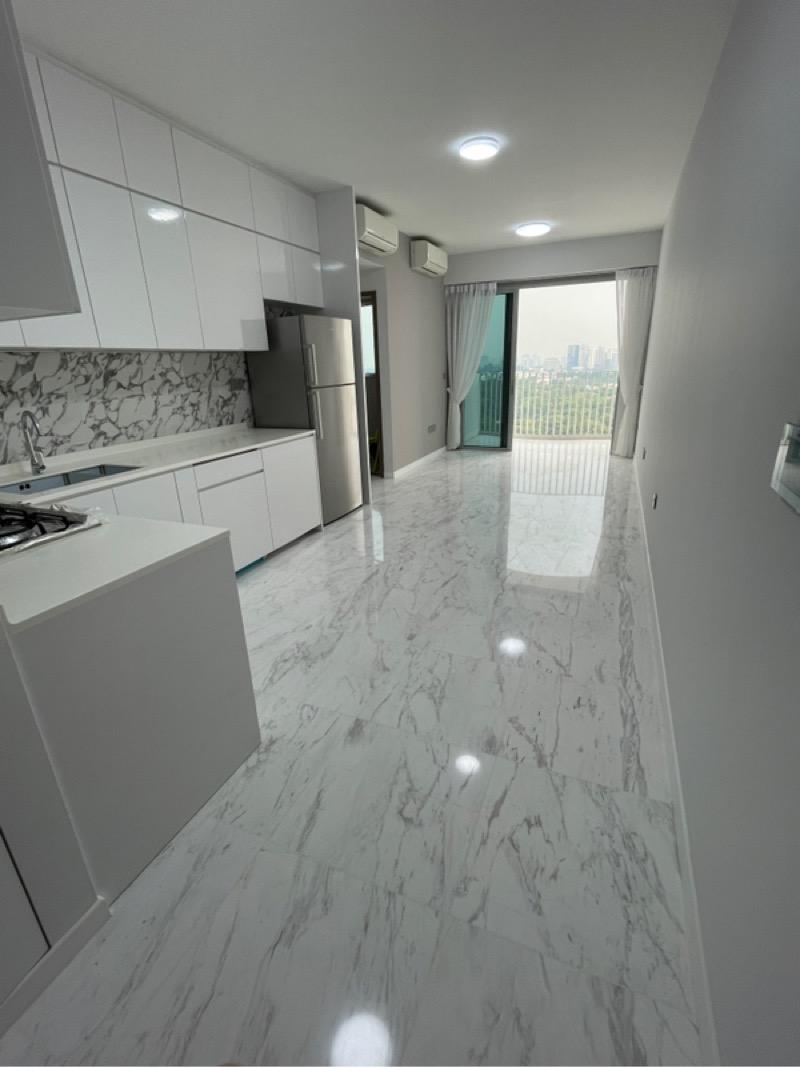 Prop-GPT: Condominium: D03  Queens Peak