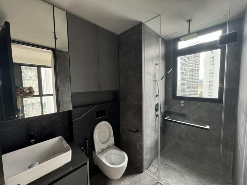 Condominium for Rent, Irwell Hill Residences Condominium For Rent, $5,500, 2 Bed 2 Bath 657 sqft $8.37 psf, SGD 5,500 | 99-year Leasehold