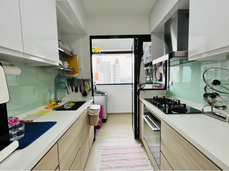 HDB Apartment for Rent, 208B Clementi Avenue 6 HDB Apartment For Rent, $3,500, 2 Bed 2 Bath 731 sqft $4.79 psf, SGD 3,500 | 99-year Leasehold
